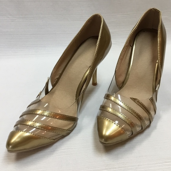 Shoes - New Striking Gold & Clear Pumps